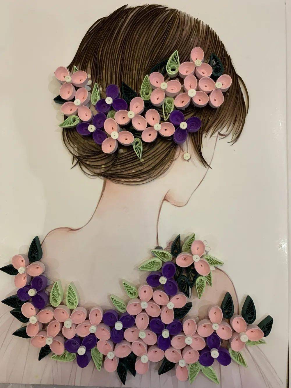 衍纸《少女图》衍纸《静物花瓶》衍纸《向日葵》衍纸《脸谱福字》衍纸