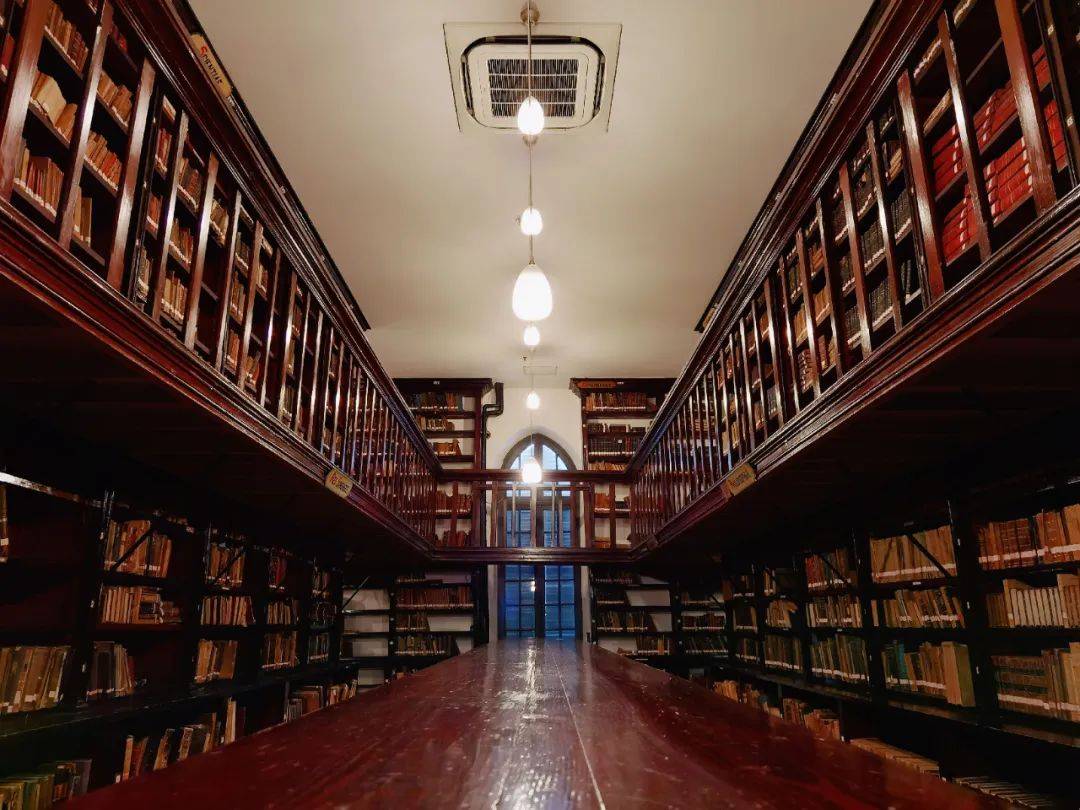艺起前行云游徐家汇藏书楼在书香中追寻文人墨客的足迹