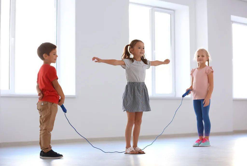 孩子也需要训练肌肉力量这些方法很有效助力孩子健康成长