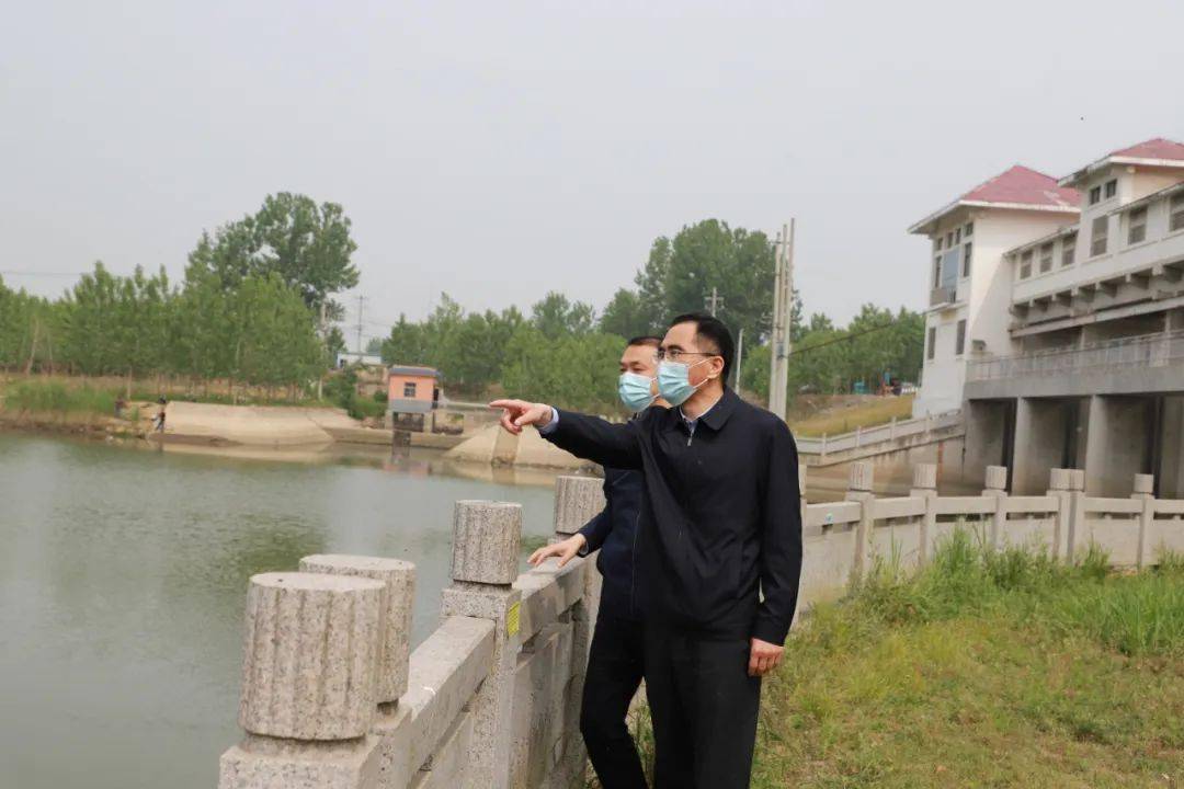 东海纪委书记李宝波赴黄川镇开展巡河督导工作