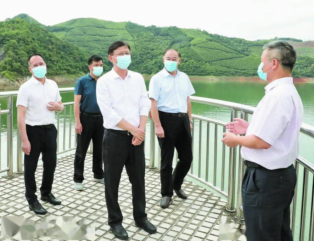 黄汝生到百色水利枢纽开展巡河并检查防汛备汛工作时强调全力防汛备汛