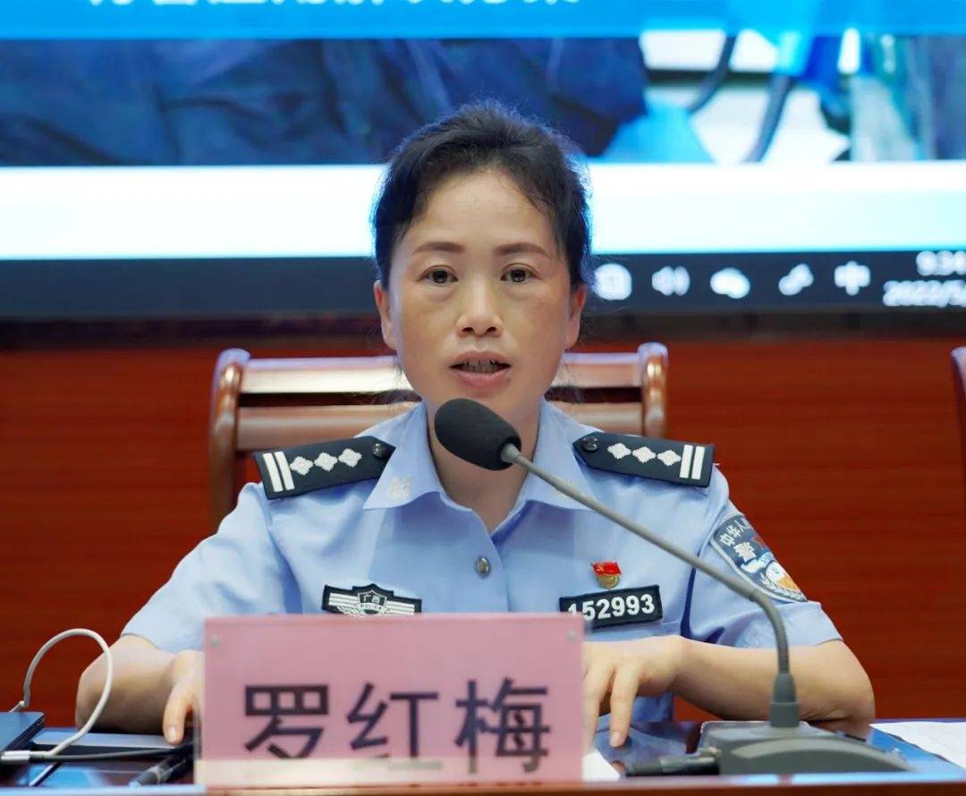 凭祥公安大讲堂凭祥市公安局召开无人机操作技能培训