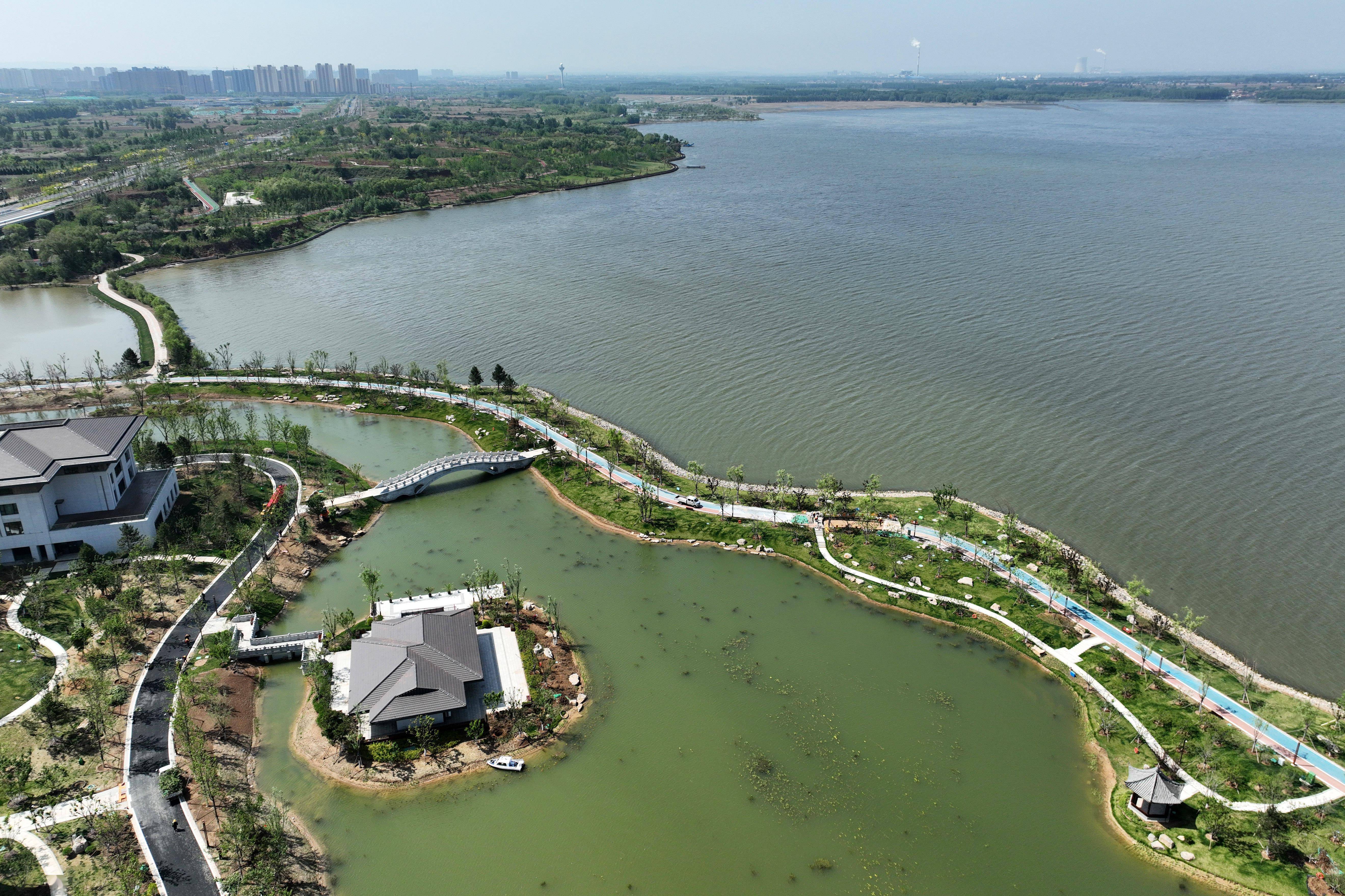 2022年5月13日鸟瞰漳泽湖这是长治市漳泽湖国家城市湿地公园一角(无人