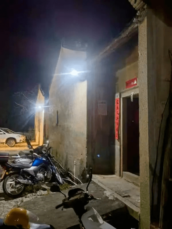 潮汕某祠堂内抓了13人_汤南_丰顺_经治安