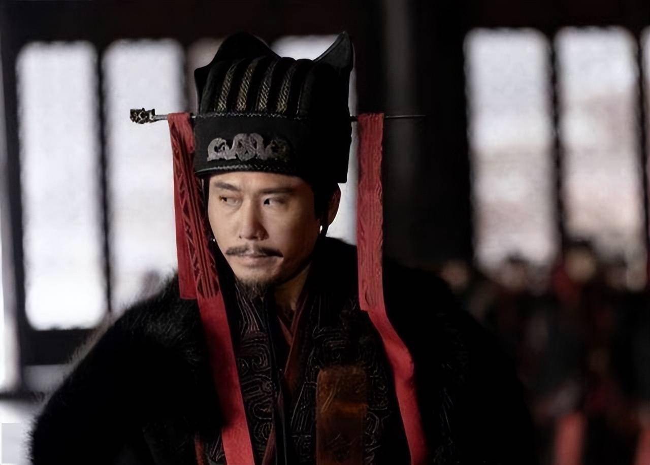 而今,秦朝征战在即,哪里有多余的人力物力去完成这项工程,秦朝的国库