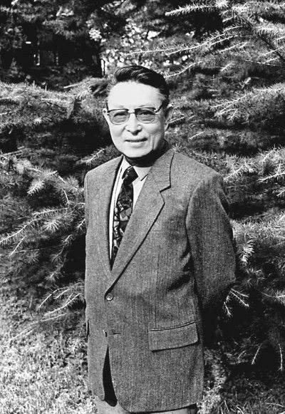 百岁陈琳:俯身著述 起身授课_英语_张教授_大学