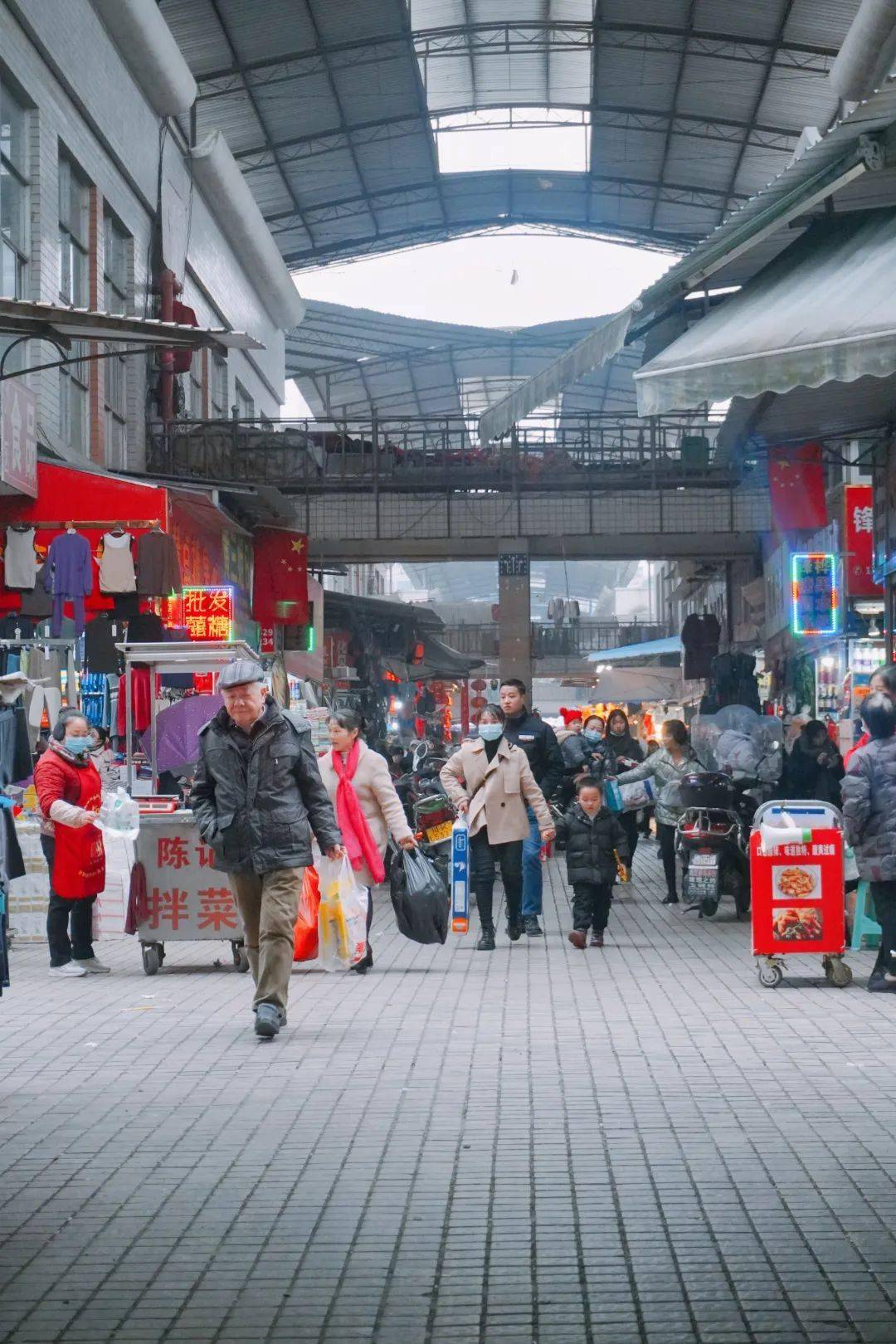 内江哪个地方最"有钱"?居然在这里._城市_张大千_生活