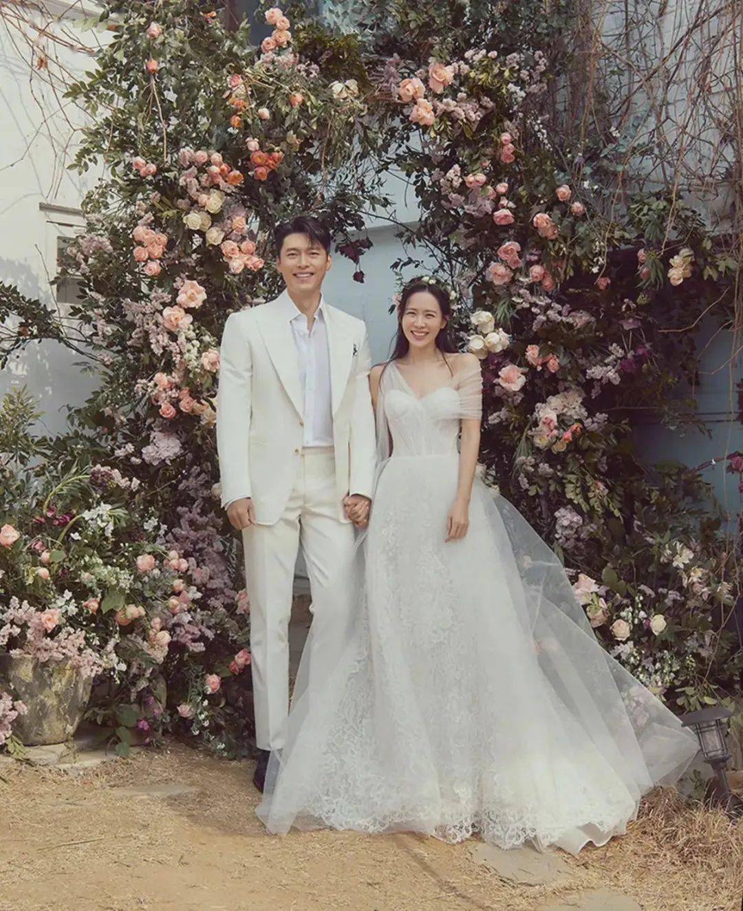 穿最帅气的服装走进最幸福的婚堂 礼服 婚礼 White