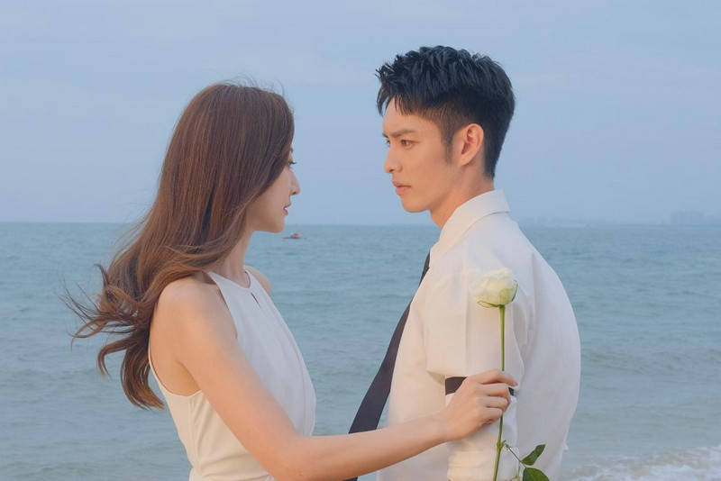 《为你逆光而来》路透写真 余玥曹佑宁高甜配一脸_夫妇_上线_由余