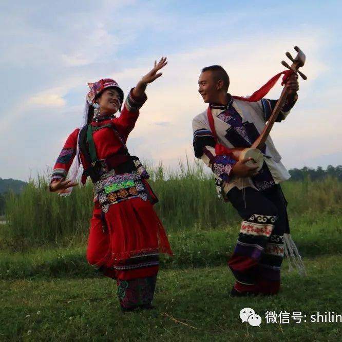 路南民间歌谣:小哥等我在路边_征集_美文_石林