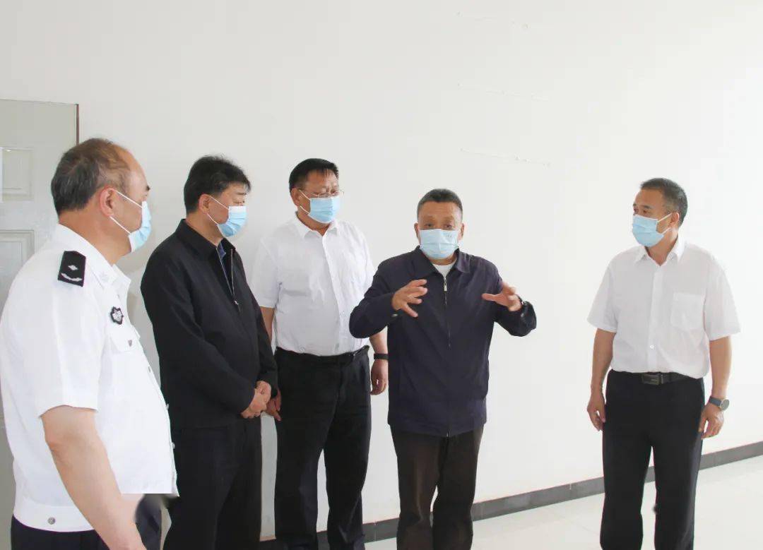 商小云厅长到省二所禄丰分所调研指导
