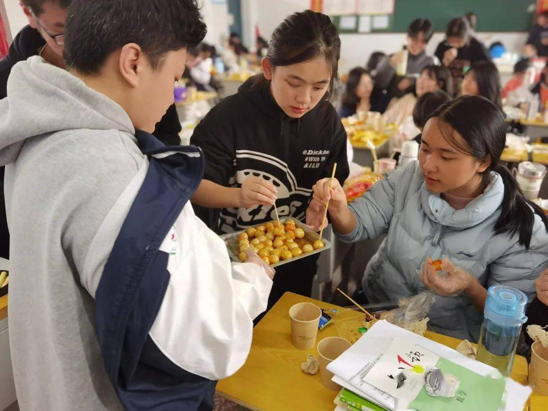 im体育校园生活如此多娇（5月23日） 风采·要闻(图10)