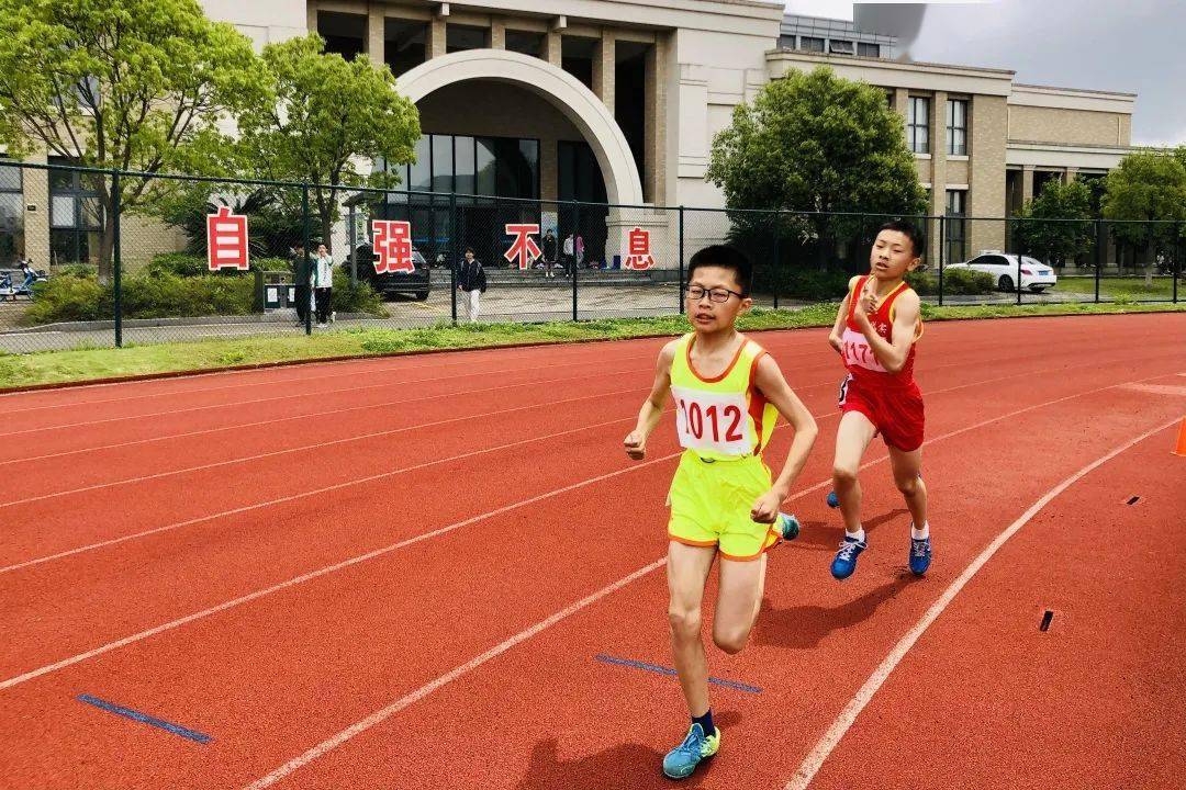 震惊这所学校的田径队居然取得了这般成就