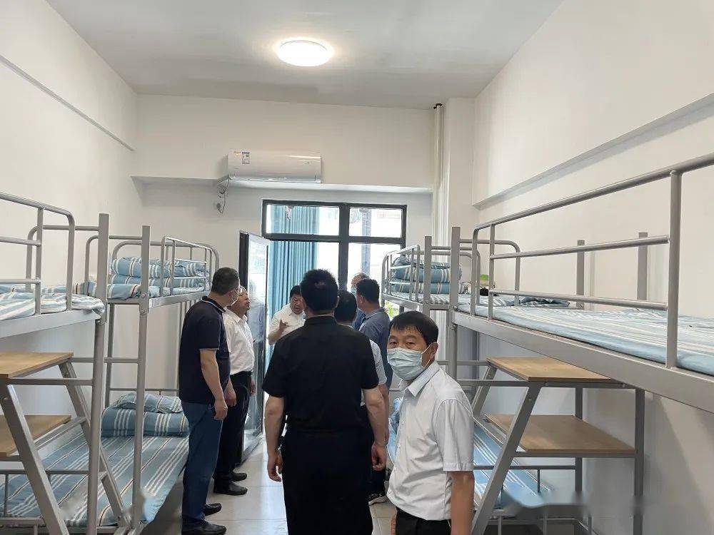 关注长武县中学与咸阳渭城中学建立友好协作学校