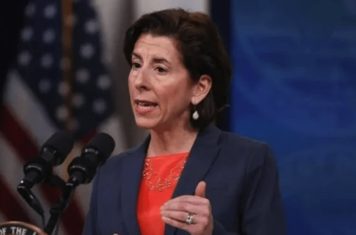 美国也怕卡脖子？美商务部长发出担忧：7成芯片依赖中国台湾制造_搜狐网