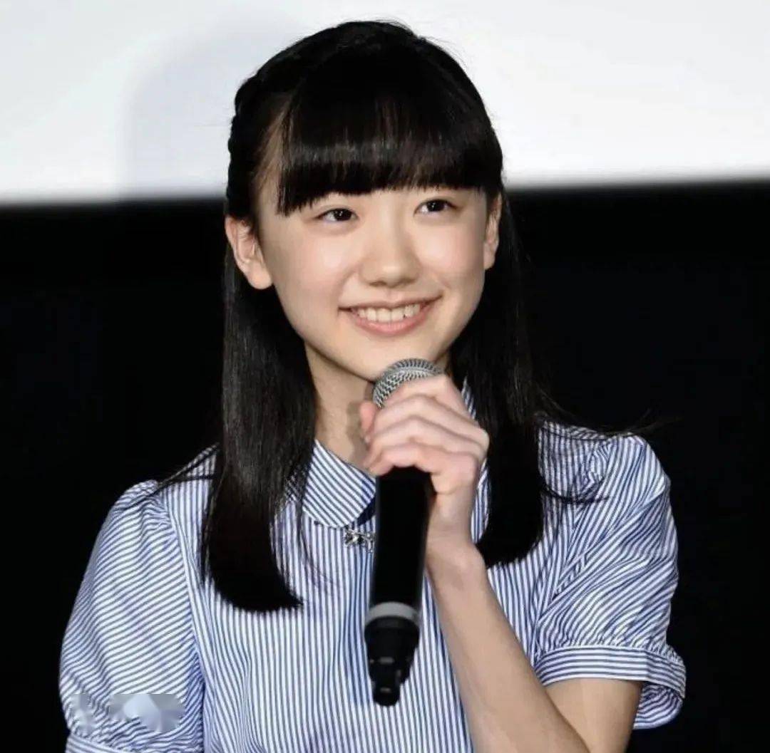 從日本天才童星到國民妹妹遭受惡評和霸凌17歲打臉所有嘲她長殘的人