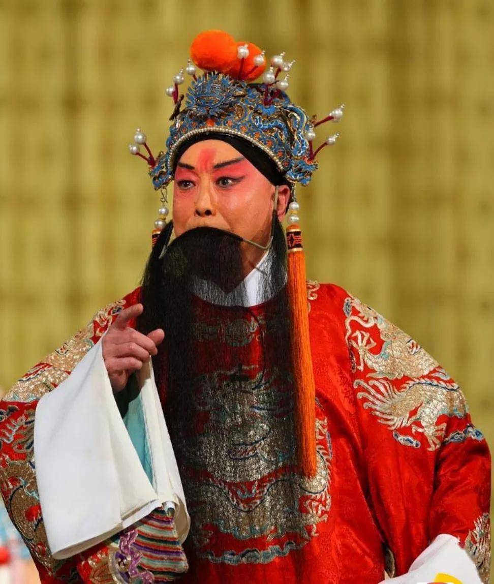 老沈聊戏:"谭门七代"见证京剧二百年发展史_谭小培_谭鑫_谭富