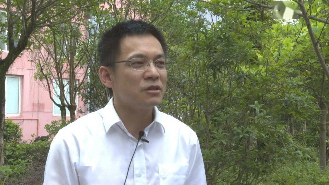 东西部教育协作绥江一中挂职副校长张志民我们上海闵行与绥江的东西部