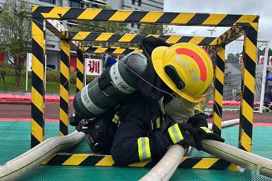 安全在行动 竞技在赛场——贵阳消防开展作战训练安全知识实操技能