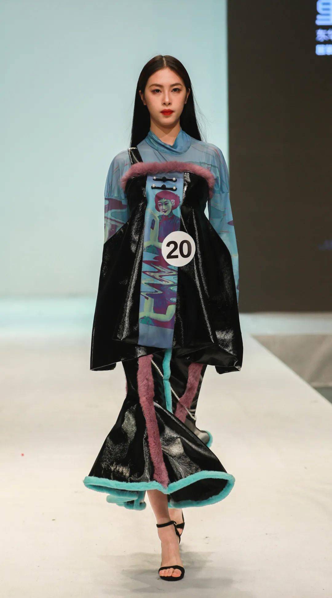 毕业展2022东华大学服装与艺术设计学院服装艺术设计系线上展