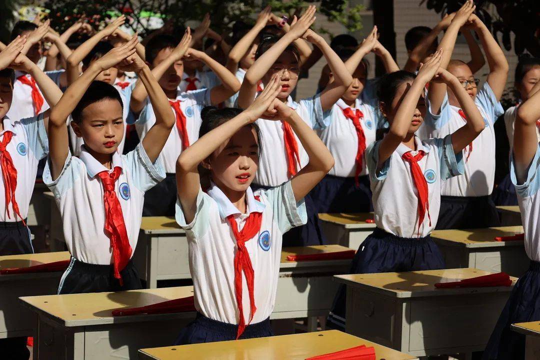 【未央教育】精彩课间 舞动童年——未央区东前进小学"课桌舞比赛"暨"