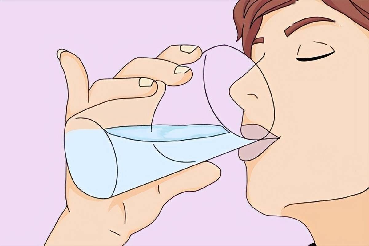 晨起一杯温开水等于喝细菌可能很多人还不明白医生说出实情