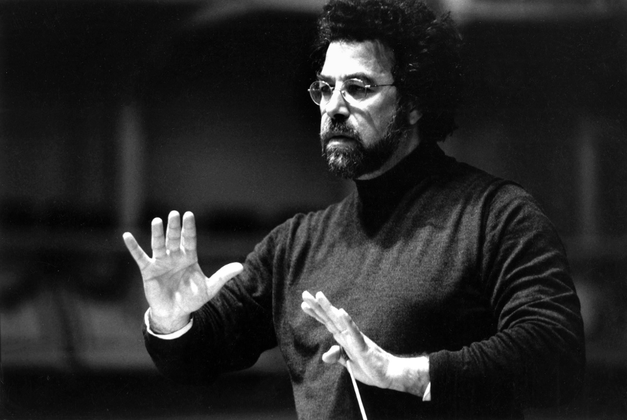 意大利指挥家朱塞佩·西诺波里giuseppesinopoli(1946-2001,既指挥