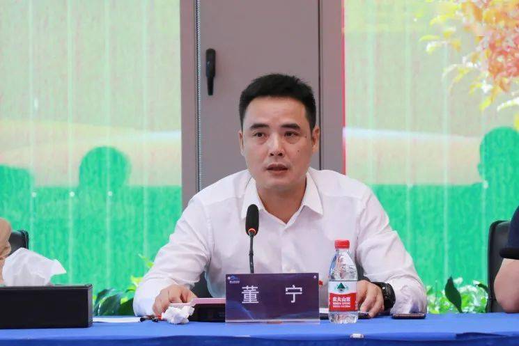 会上,萧山科技城机关党支部书记,科技城管理局局长董宁强调所有同志都