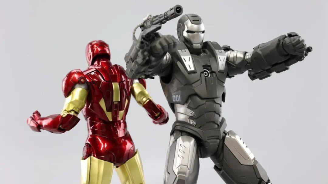 一百块钱的中动战争机器值得买吗?_产品_装甲_钢铁侠