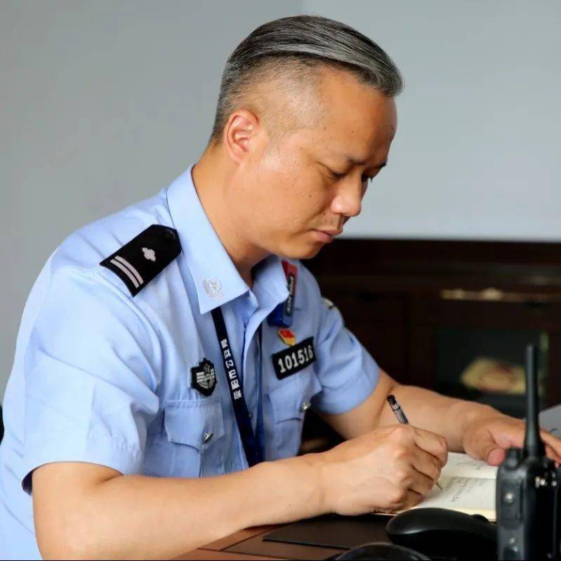 全国优秀人民警察宋朝阳三防三帮守护辖区群众幸福平安