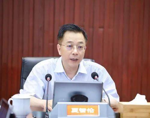 夏智伦要扎实抓好新职业教育法的贯彻实施推动我省职业教育继续走在