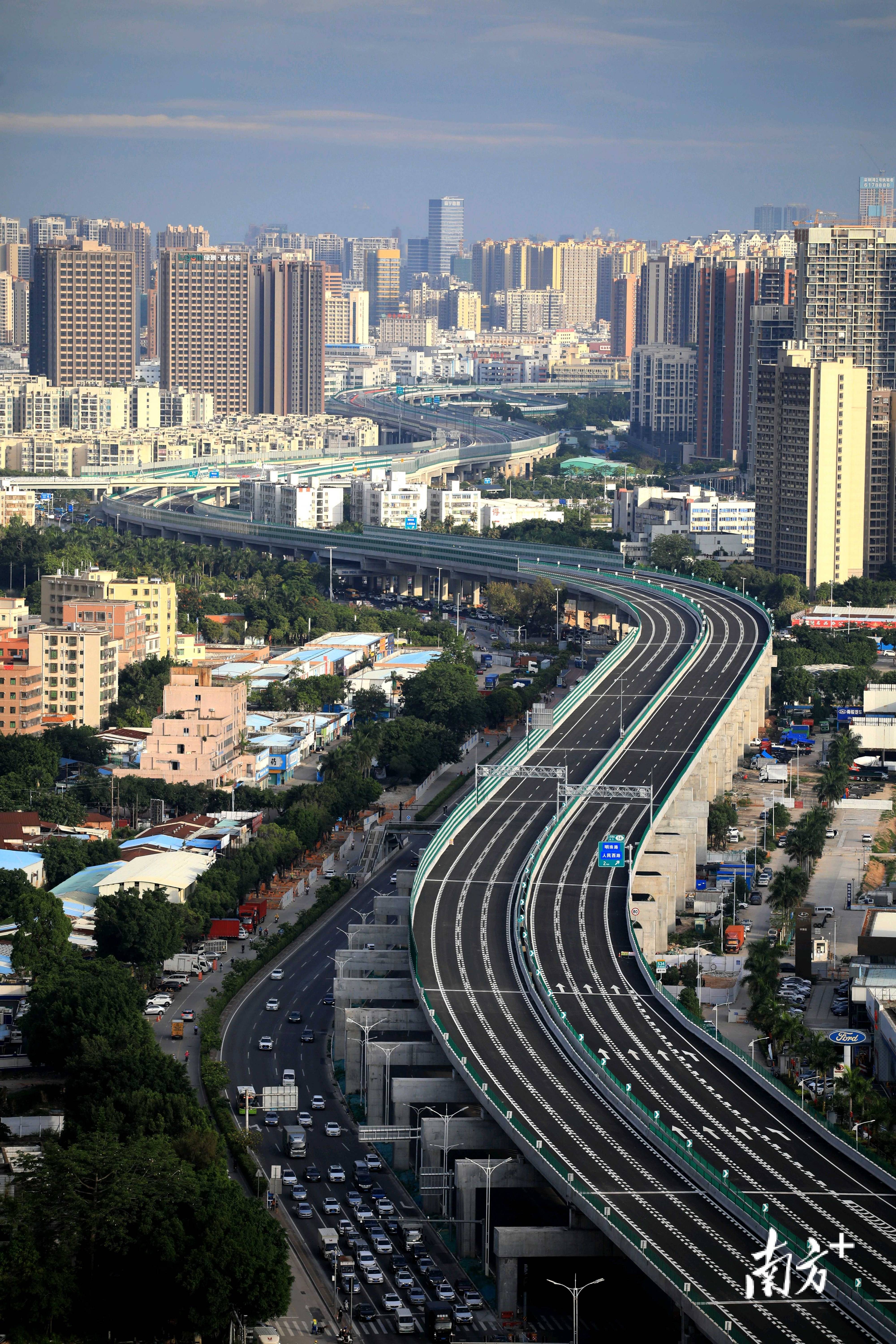 香海大桥西延长线图片