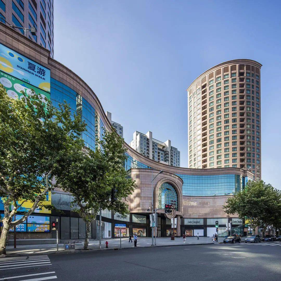 大上海时代广场6月1日恢复营业,营业时间10:00-22:00,快乐美好,如期