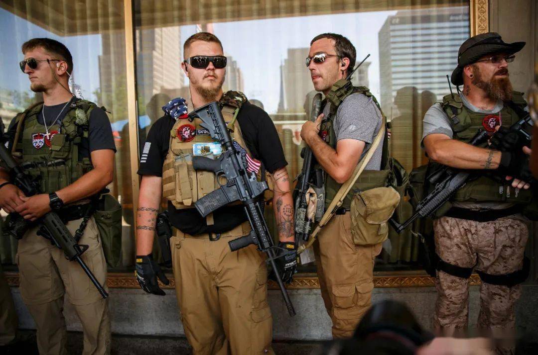 并且成功,虽然是个噱头十足且也确实警告了潜在的广泛持枪威胁的新闻