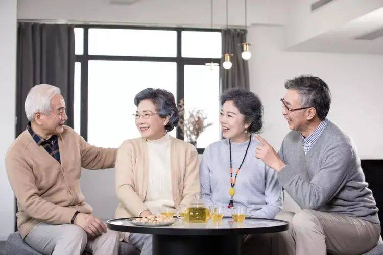 老年人不要和子女住一起的5个理由,所有人都该看看!_感情_关系_生活习惯