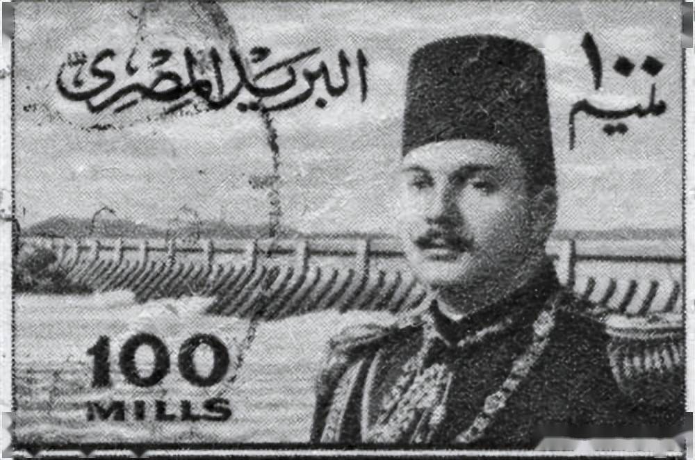 用一种荒唐的方式结束了自己的人生,这就是埃及的末代君主法鲁克一世