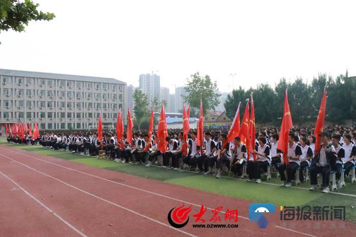 又是一年毕业季 ,6月5日,菏泽一中八一路校区举行2022届高三学生毕业
