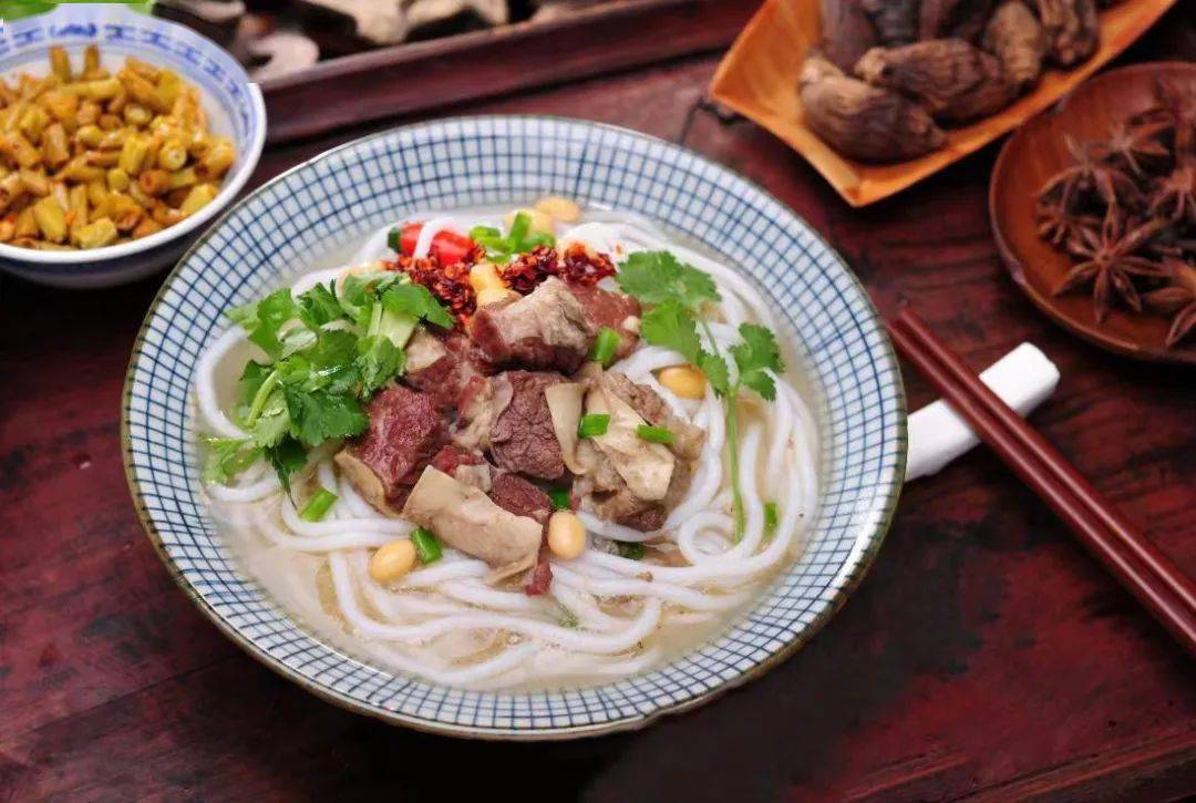 这堂课上的一碗桂林米粉,实力圈粉了!