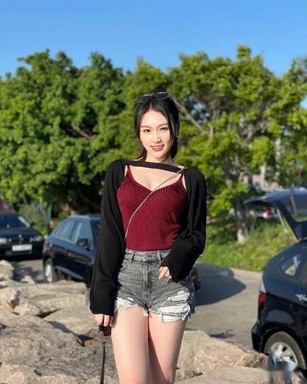 黄子桐豁出去挑战车z戏搞足两日脚都瘀晒