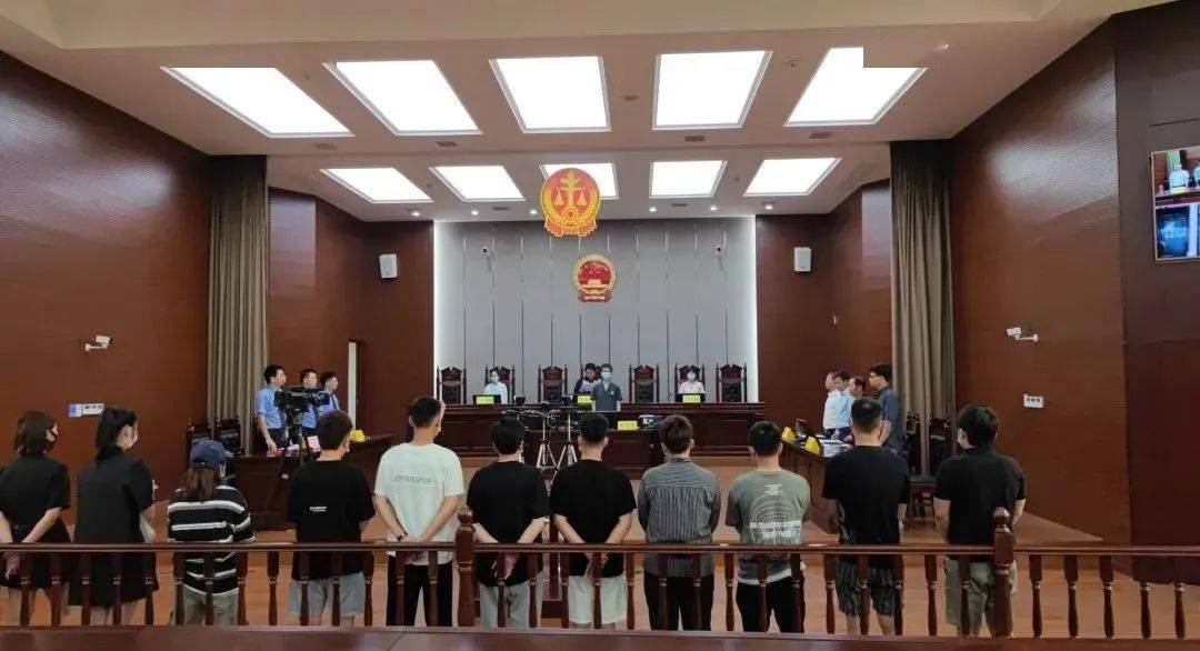 假冒茅台五粮液江西茅台运营中心在鹰潭覆灭