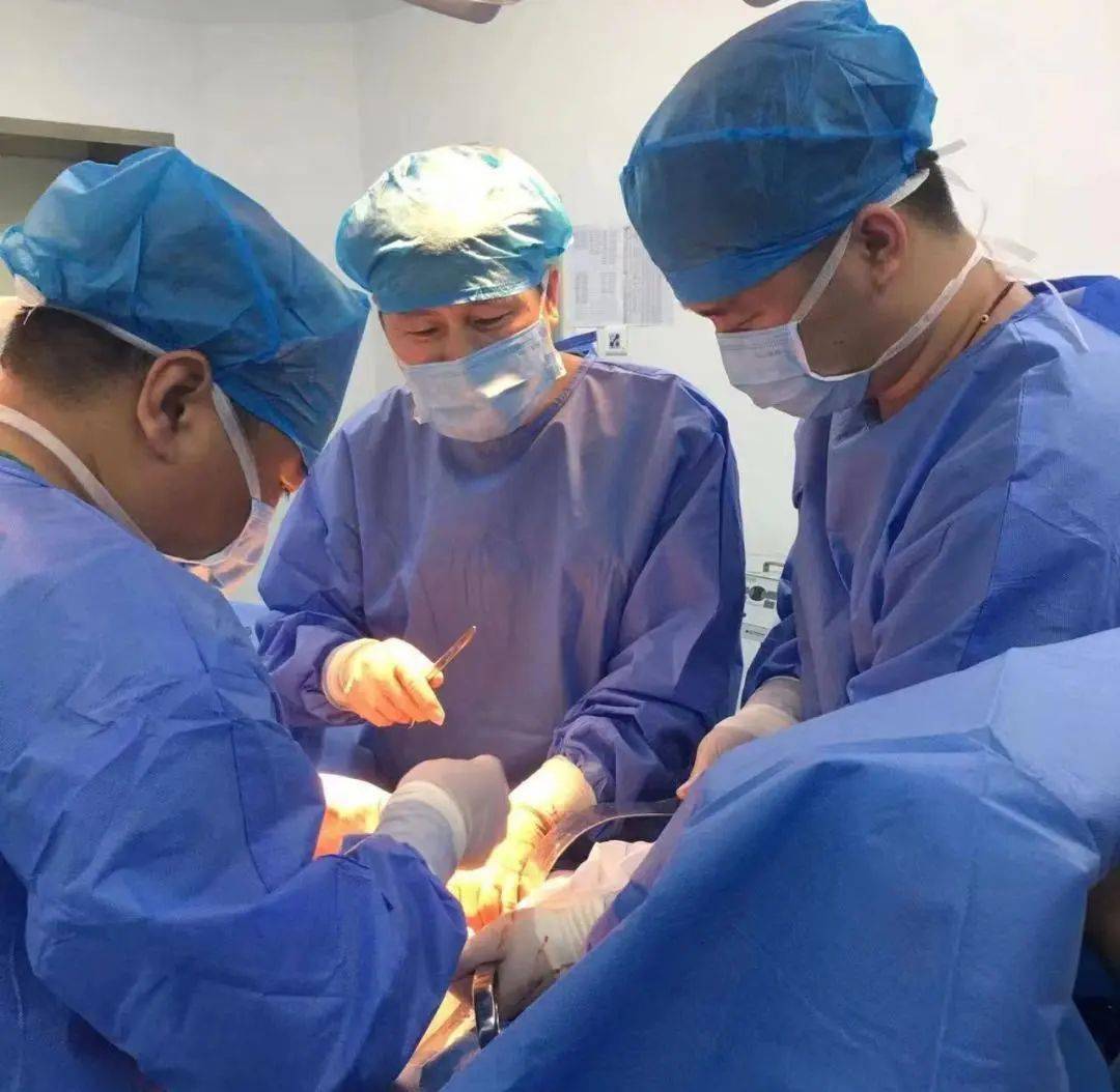 一例外伤脾破裂患儿