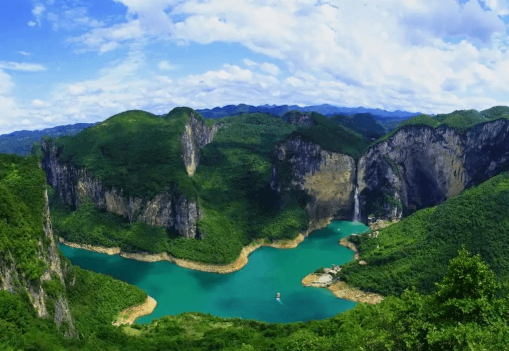 【自組團】恩施大峽谷,恩施大清江,屏山峽谷,女兒城雙動五日遊_苗家