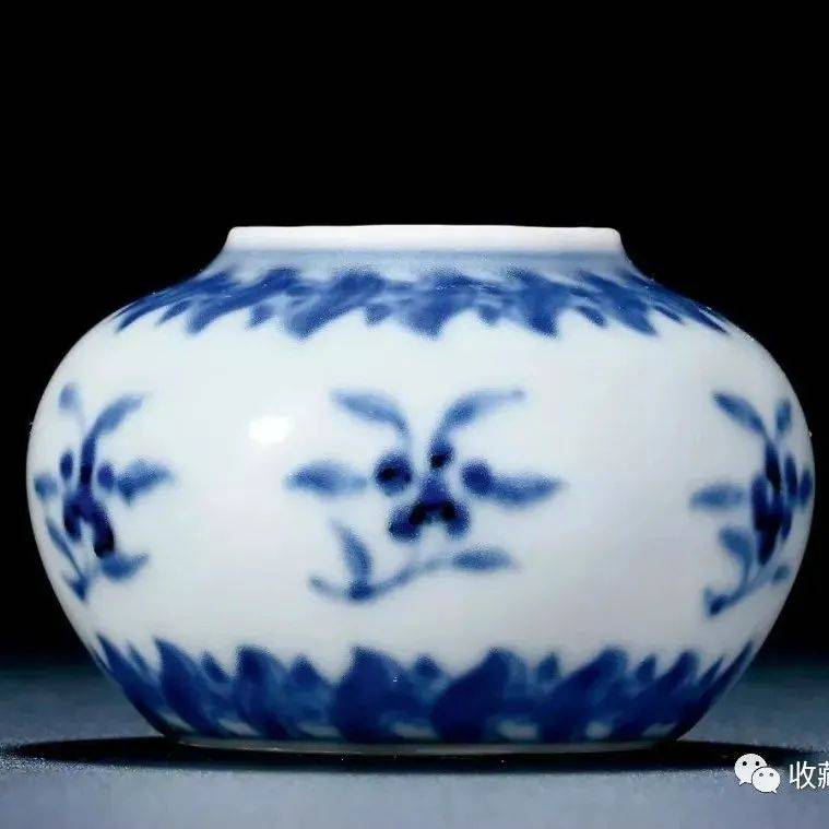 明成化青花风格急变 :官民窑纹饰有别,鉴别要注意!_瓷器_民间_江西