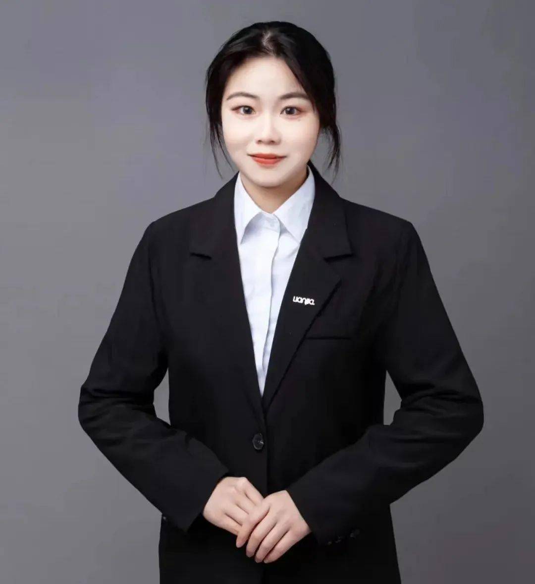 看见智能时代下无助的老年人他有了一个大胆的想法