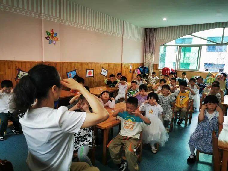 黔江区教育系统开展2022年全国“爱眼日”宣传教育活动插图40