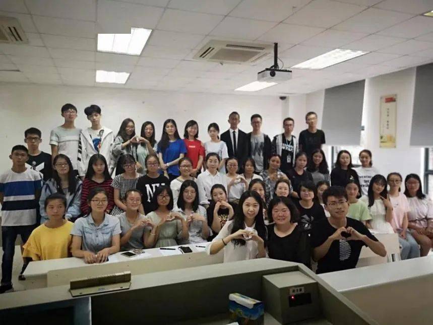 ����ഺ|18�����࣬�����ɢ����