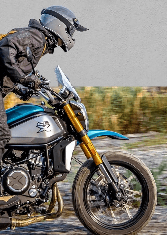 春风即将发布clx700冒险版本.