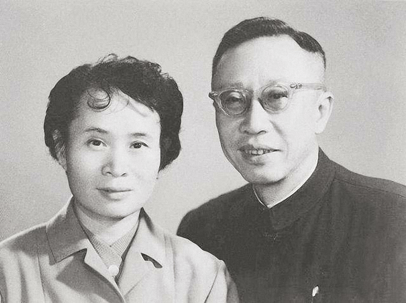 溥仪去世后入葬商业公墓，其妻李淑贤为何未能如愿与其合葬？_