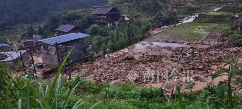 最新柳州市融水县香粉乡古都村群旦屯遭受强降雨袭击造成4人死亡1人