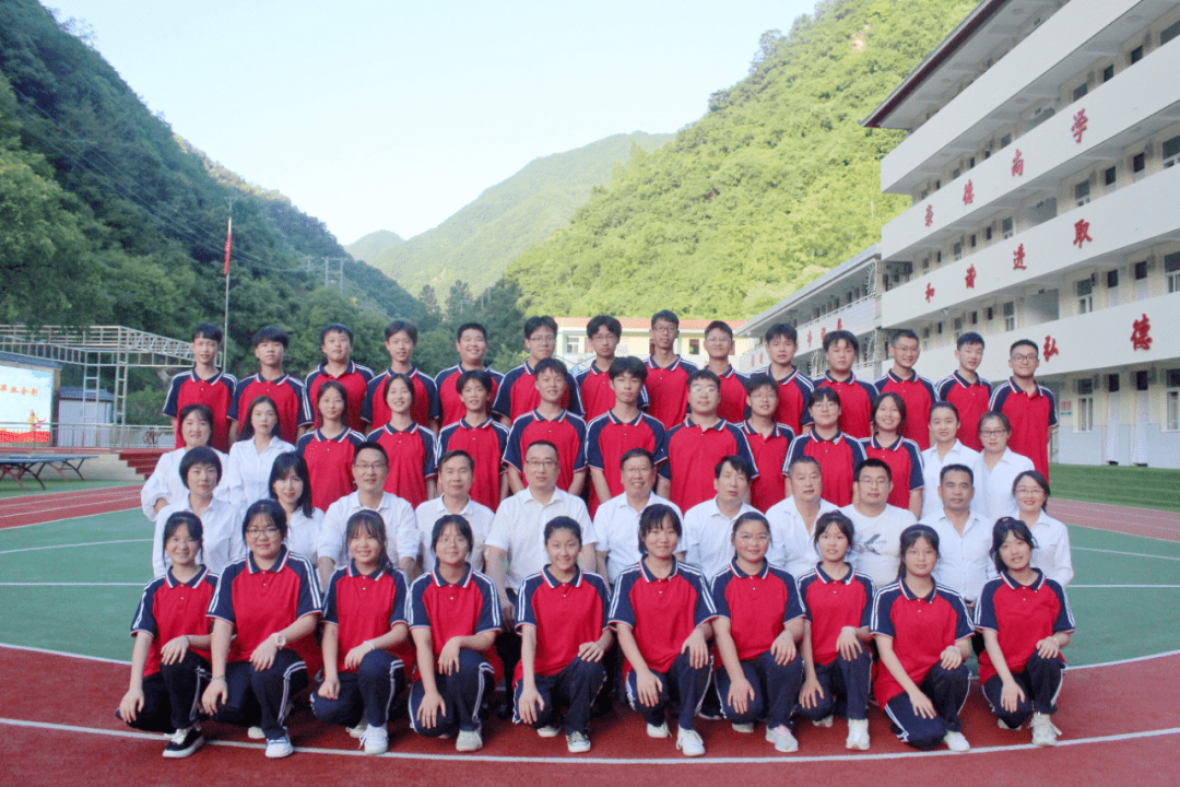 青岛育才中学学费_青岛育才中学升学率_青岛育才中学